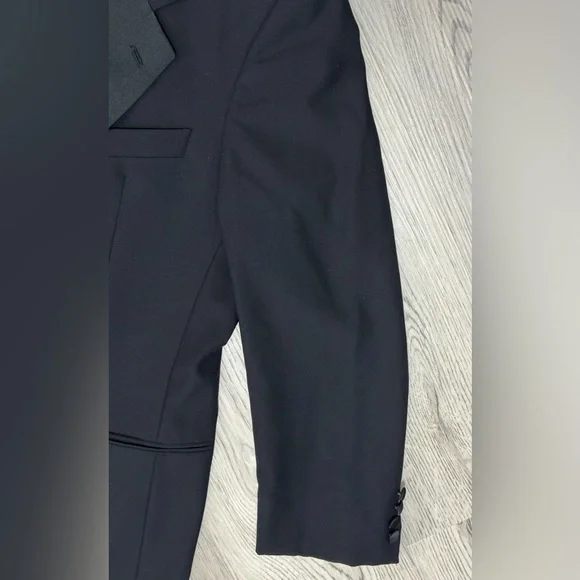 NEW VALENTINO Italy Black 2 Button 100% wool dinner tuxedo jacket Size 42 $4850 - Picture 5 of 12